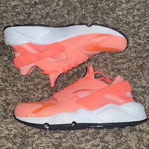 Coral Nike Air Huaraches
